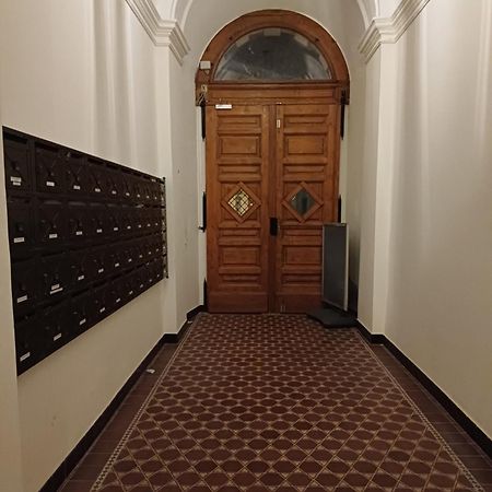 Andrassy Boulevard Boedapest Buitenkant foto