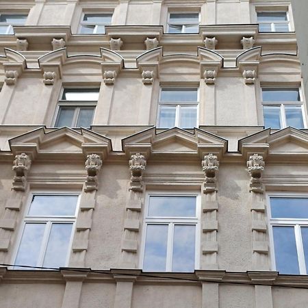Andrassy Boulevard Boedapest Buitenkant foto