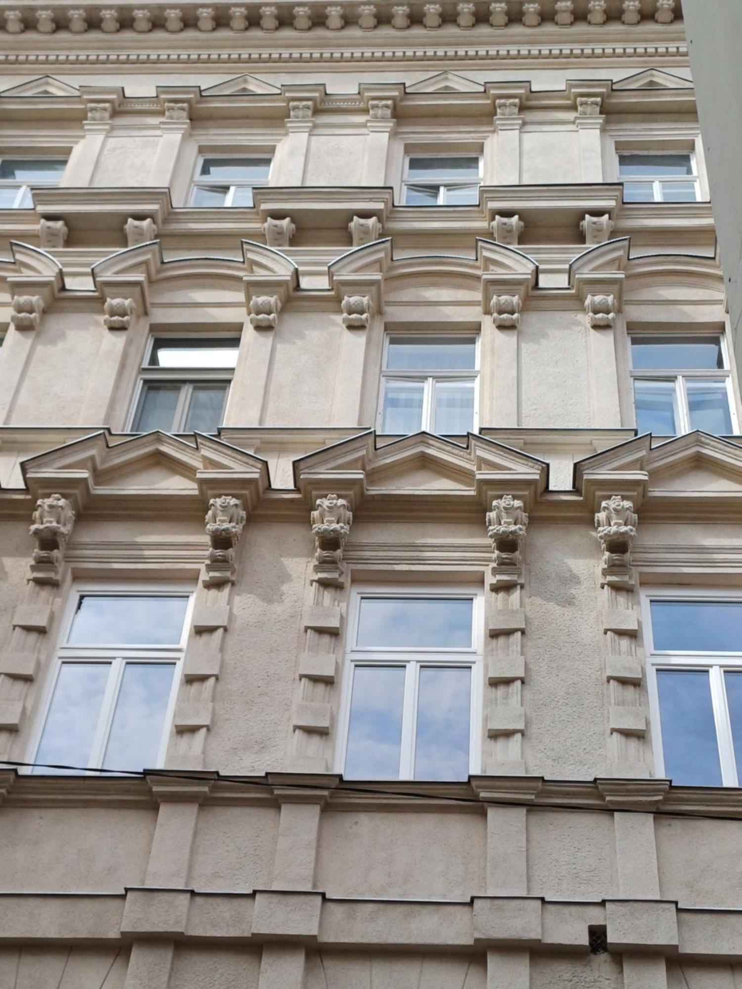 Andrassy Boulevard Boedapest Buitenkant foto